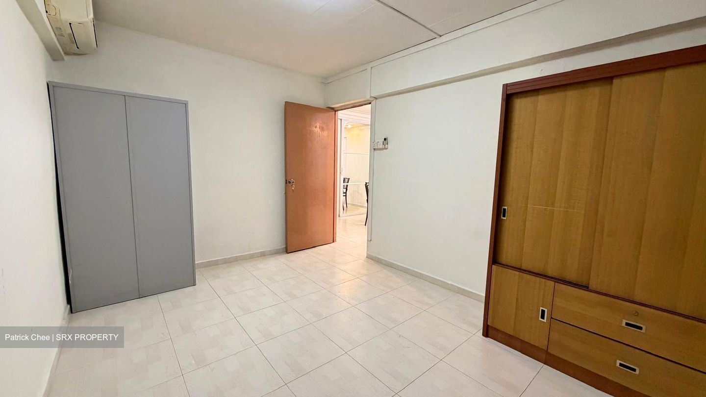 Blk 227 Bukit Batok Central (Bukit Batok), HDB 3 Rooms #525325191